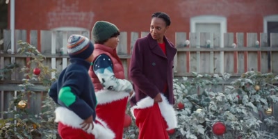 (clucking) - Christmas with a Kiss