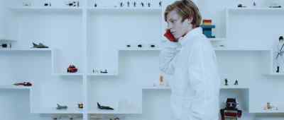 - CO to base. - The Last Boy on Earth