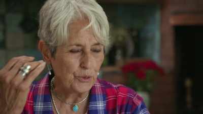 Co robimy,
a przynajmniej ja, - Joan Baez: I Am a Noise