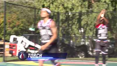 COACH LOU: YES! - Harlem Globetrotters: Play It Forward