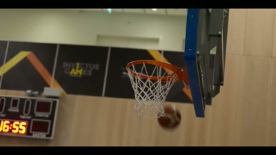 [coach] Wait till you're up close there. - Heart of Invictus