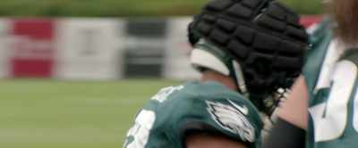 [coaches yelling] - Kelce