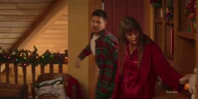 Code red! Code red! Code red!
Code red! Get the towels! - EXmas