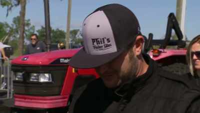 [Cody] So everything is
really, really muggy right now. - Street Outlaws No Prep Kings Team Attack