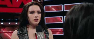 COLE: But these WWE fans
will turn on her quick. - Fighting with My Family