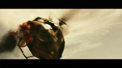 COLE: We're going down! - Kong: Skull Island