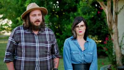 [Cole] You know,
when we initially moved in,
we thought it was great. - Renovation Impossible