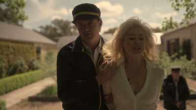 -Colette!
-(officer mutters in French) - The Clearing