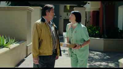 - Colleagues?
- Hey. - Interior Chinatown
