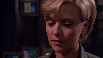 Colonel, I can't see the surface yet ... - Stargate SG-1