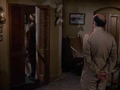 Colonel, Ive looked
all over the fort. Kiplingss missing. - The Time Tunnel