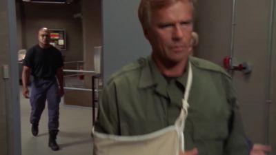 Colonel, we should go back in there... - Stargate SG-1