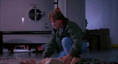 COLT, I'M COLD. - National Lampoon's Loaded Weapon 1