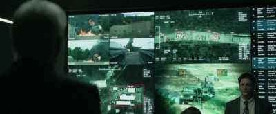 Column on the move.
Approaching kill zone. - The Agency