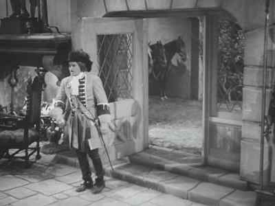 Come along. Get on. - The Man in the Iron Mask