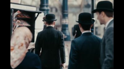 Come along, Mr Wakeling. - Living