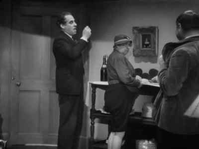 Come, come.
Don't blush, please. - The Man Who Knew Too Much