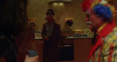 Come here. Come here, Jack.
Quick, quick, quick. - Eternal Beauty