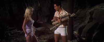 Come here, Ellie. - Blue Hawaii