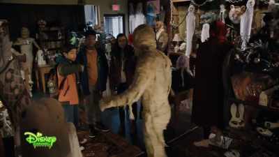 -Come here.
-[grunts] - Under Wraps