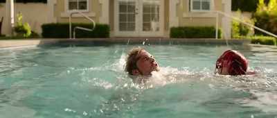 Come here! I'm here.
I'm here. It's okay. - Tomato Red