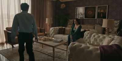 - Come here.
- Madam, I'm really sorry. I will stop. - The White Tiger