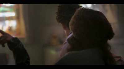 - Come here, Nesie.
- My prince. - Henpocalypse!