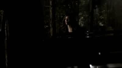 Come here. - The Vampire Diaries