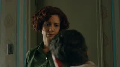 Come here. - Narcos
