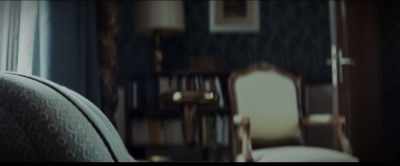 Come in and close the door. - La Llorona
