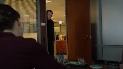 Come in, Hank. - Chicago P.D.