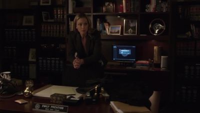 COME IN. - Criminal Minds