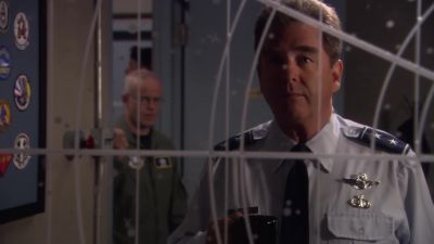 Come in. - Stargate SG-1