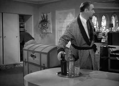 Come in. - A Night in Casablanca