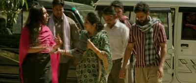 Come inside. - Mukkabaaz