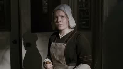 - Come inside. - Anne with an E
