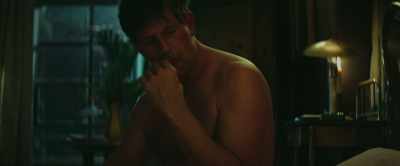 - Come.
- It's not good for a child. - The Zookeeper's Wife