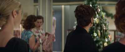 Come, Lisa. I will show you how
we do things in model gowns. - Ladies in Black