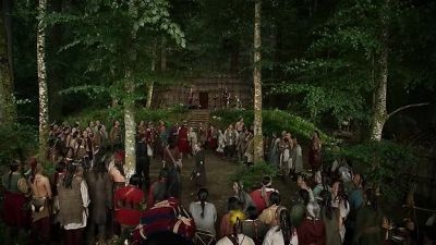Come, look.
We have blankets, pots. - Outlander