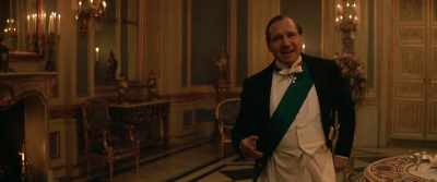 Come to me. Come to me. - The King's Man