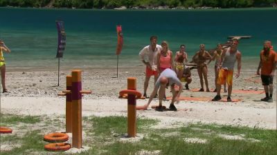 Come omike,you're close,you're close! - Survivor