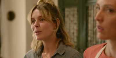 Come on. About you and Ruby. - French Girl