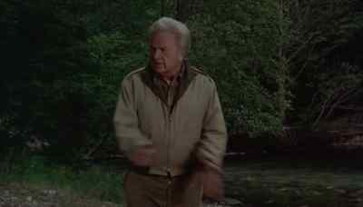 Come on. Are we going to dawdle here
all night? Let's clean up here. - Escape to Witch Mountain