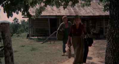 Come on, boys. Come on.
Get moving. We're going. - Bloody Mama