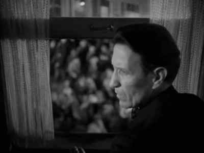 Come on, boys,
for old man Kincaid! - The Oklahoma Kid
