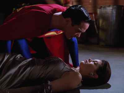 Come on, breathe. - Lois & Clark: The New Adventures of Superman