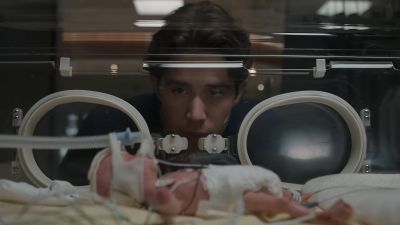 Come on, buddy. Let
me hear that cry. - The Good Doctor