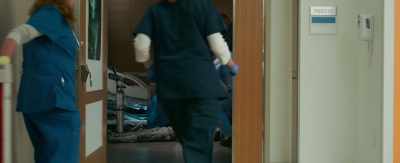 - Come on, you can do it. Come on.
- Bag him. Start chest compressions! - Five Feet Apart