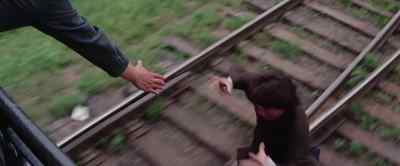 Come on, you can do it.
Take my hand. - The Legend of Drunken Master
