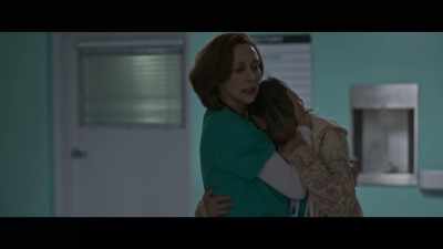 Come on. Come on. Close your eyes.
Okay, close your eyes. - Five Days at Memorial